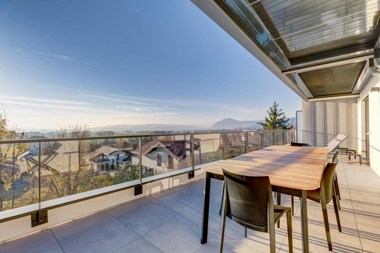 Serenity - 3 Bedroom Top Floor Apartment Parking & Lake View Terrace Анси Экстерьер фото